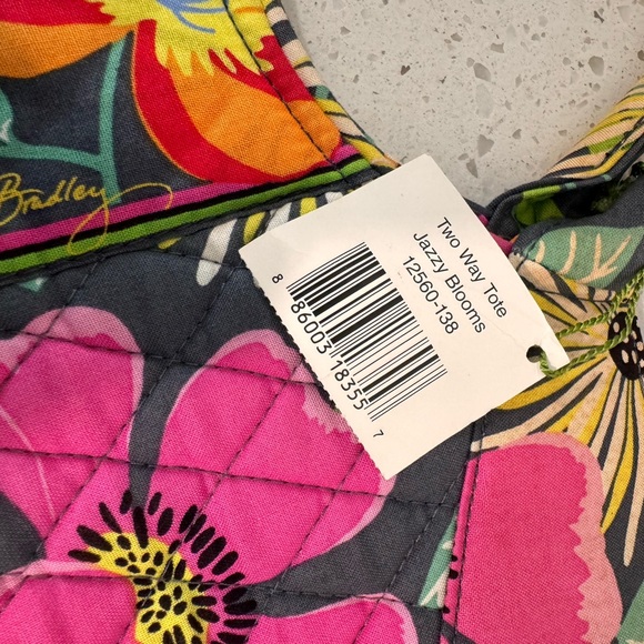 NWT Vera Bradley Two Way "Lola" Large
Crossbody Tote - Picture 4 of 4